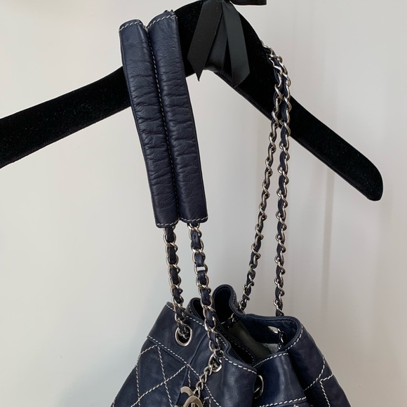 CHANEL Navy Drawstring Lambskin Diamond Stitched Bucket Bag with Medallion - Picture 16 of 17